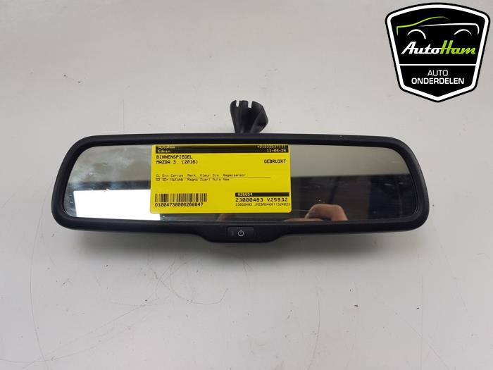 Rear view mirror from a Mazda 3 (BM/BN) 2.0 SkyActiv-G 120 16V 2016