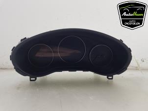Used Instrument panel Mazda 3 Sport (BP) 2.0 SkyActiv-G 122 Mild Hybrid 16V Price € 295,00 Margin scheme offered by AutoHam