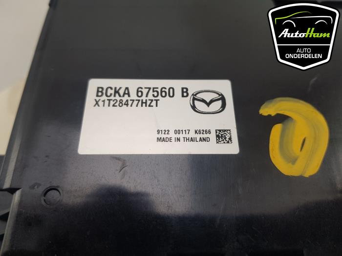 Ordinateur contrôle fonctionnel d'un Mazda 3 Sport (BP) 2.0 SkyActiv-G 122 Mild Hybrid 16V 2019