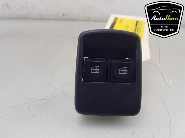 Electric window switch from a Mercedes-Benz Citan (415.6) 1.5 108 CDI 2016