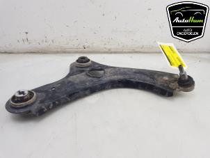 Used Front wishbone, right Renault Clio V (RJAB) 1.6 E-Tech 145 16V Price € 60,00 Margin scheme offered by AutoHam