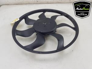 Used Cooling fans Renault Clio V (RJAB) 1.6 E-Tech 145 16V Price € 75,00 Margin scheme offered by AutoHam