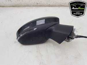 Used Wing mirror, right Renault Clio V (RJAB) 1.6 E-Tech 145 16V Price € 195,00 Margin scheme offered by AutoHam