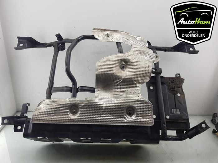 Usados Subchasis Cupra Leon Sportstourer (KLCF) 1.4 e-Hybrid 245, VZ 16V Precio € 65,00 Norma de margen ofrecido por AutoHam