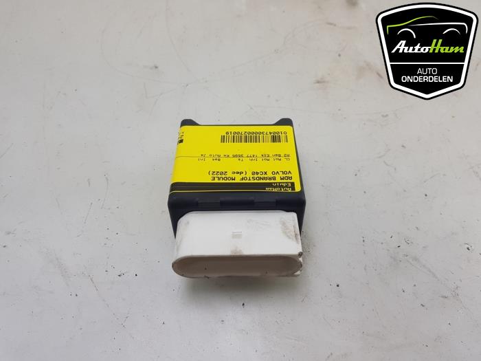 Usagé Module pompe carburant Volvo XC40 (XZ) 1.5 T4 Plug-in Hybrid 12V Prix € 50,00 Règlement à la marge proposé par AutoHam