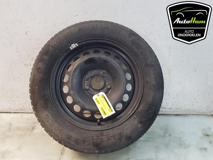 Spare wheel from a Volkswagen Caddy Cargo V (SBA/SBH) 2.0 TDI BlueMotionTechnology 2023