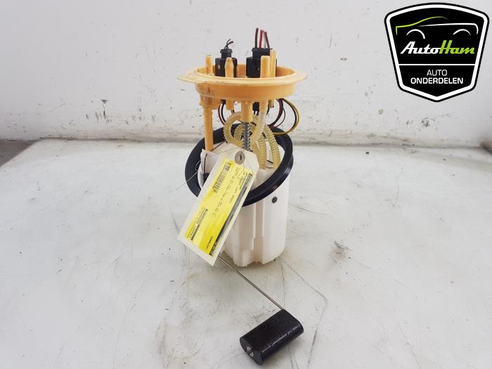 Usagé Pompe à carburant Volkswagen Caddy Cargo V (SBA/SBH) 2.0 TDI BlueMotionTechnology Prix € 75,00 Règlement à la marge proposé par AutoHam
