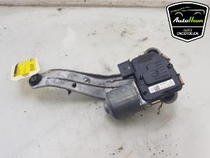 Used Front wiper motor Volkswagen ID.3 (E11) 1st Price € 50,00 Margin scheme offered by AutoHam