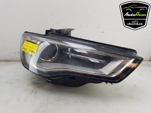 Used Headlight, right Audi A3 Sportback (8VA/8VF) 1.8 TFSI 16V Quattro Price on request offered by AutoHam