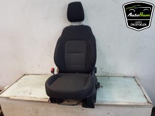 Używane Fotel lewy Ford Kuga III (DFK) 2.5 PHEV 16V Cena € 175,00 Procedura marży oferowane przez AutoHam