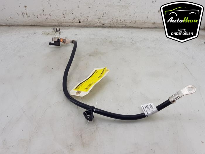 Begagnade Batterisensor Volvo XC40 (XZ) 1.5 T4 Plug-in Hybrid 12V Pris € 40,00 Marginaltabell erbjuds av AutoHam