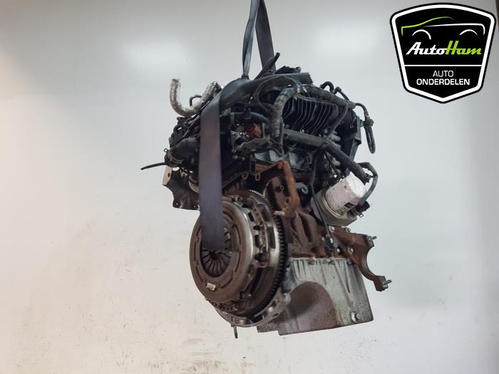 Motor van een Ford Focus 3 Wagon 1.0 Ti-VCT EcoBoost 12V 100 2016