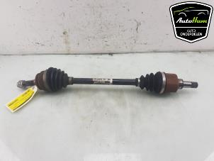 Used Front drive shaft, left Peugeot 208 II (UB/UH/UP) 1.2 Vti 12V PureTech 75 Price € 175,00 Margin scheme offered by AutoHam