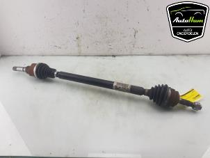 Used Front drive shaft, right Peugeot 208 II (UB/UH/UP) 1.2 Vti 12V PureTech 75 Price € 175,00 Margin scheme offered by AutoHam