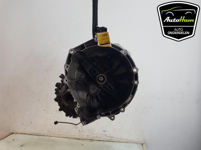 Gearbox from a BMW X1 (F48) sDrive 18i 1.5 12V TwinPower Turbo 2016