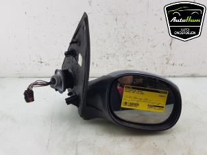 Used Wing mirror, right Peugeot 206 SW (2E/K) 1.4 16V Price € 25,00 Margin scheme offered by AutoHam