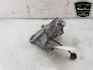 Used Engine mount Audi Q5 (FYB/FYG) 2.0 55 TFSI e 16V Quattro Price on request offered by AutoHam