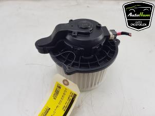 Usagé Ventilateur chauffage Kia Picanto (JA) 1.0 DPi 12V Prix € 25,00 Règlement à la marge proposé par AutoHam