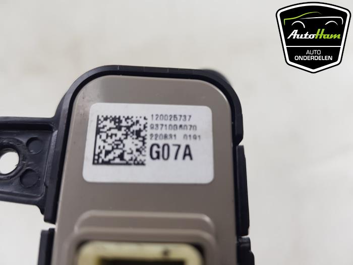 Używane Przelacznik Kia Picanto (JA) 1.0 DPi 12V Cena € 35,00 Procedura marży oferowane przez AutoHam