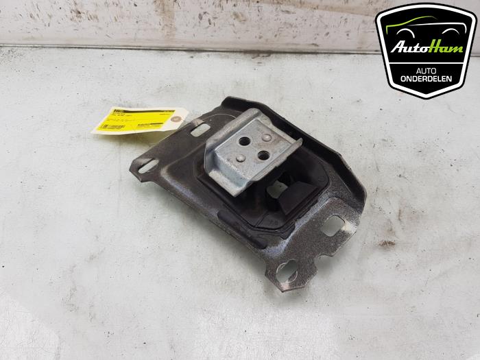 Usagé Support moteur Opel Astra L Sports Tourer (F4/FC/FN/FR) 1.2 Turbo 130 12V Prix € 15,00 Règlement à la marge proposé par AutoHam