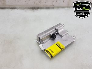 Usagé Caméra avant Seat Leon (KLB) 1.0 eTSI 12V Prix € 150,00 Règlement à la marge proposé par AutoHam