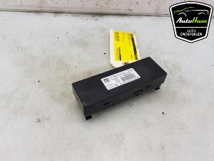 Begagnade Telefonmodul Peugeot Expert (V1/VA/VB/VE/VF/VT/VY) 1.6 Blue HDi 95 16V Pris € 50,00 Marginaltabell erbjuds av AutoHam