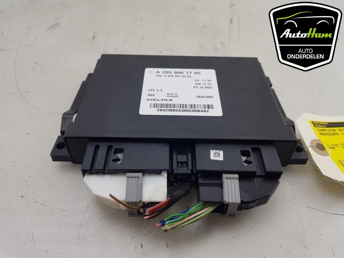 Used Automatic gearbox computer Mercedes C (W205) C-180 1.6 CDI BlueTEC, C-180 d 16V Price € 20,00 Margin scheme offered by AutoHam
