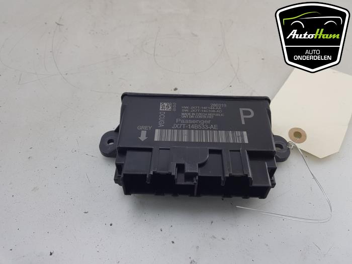 Używane Modul centralnego zamka Ford Focus 4 Wagon 1.0 Ti-VCT EcoBoost 12V 125 Cena € 25,00 Procedura marży oferowane przez AutoHam