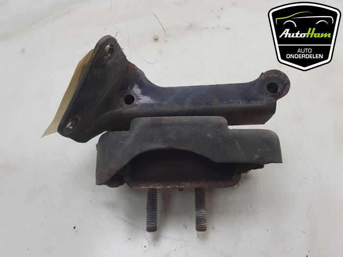 Used Engine mount Iveco New Daily VI 33S13, 35C13, 35S13 Price € 20,00 Margin scheme offered by AutoHam