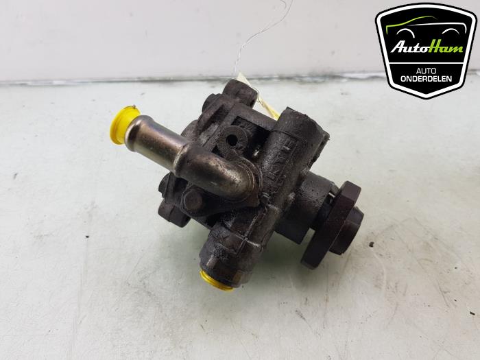 Usagé Pompe de direction Audi A3 (8L1) 1.6 Prix € 15,00 Règlement à la marge proposé par AutoHam