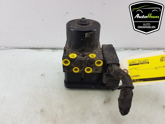 Begagnade ABS-pump Volkswagen Golf V (1K1) 2.0 TDI 16V Pris € 35,00 Marginaltabell erbjuds av AutoHam