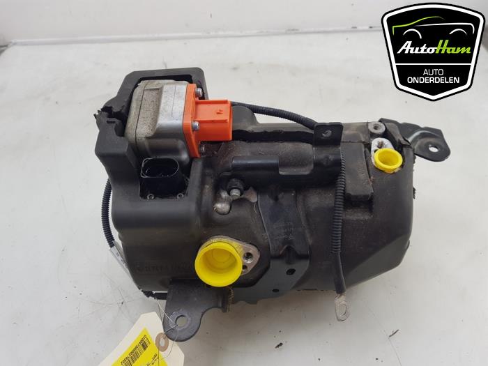 Klimapumpe Porsche Taycan (Y1A), 2019 4S, Limousine, 4-tr, Elektrisch, 390kW (530pk), 4x4, EBGA; EBFA, 2019-05 / 2023-12, JB22 (Gebraucht)