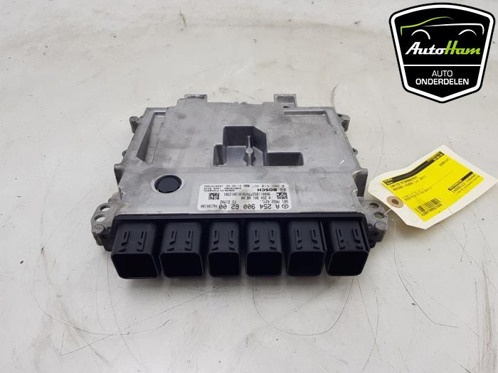 Used Engine management computer Mercedes C (W206) C-300 2.0 EQ Boost Turbo Price on request offered by AutoHam