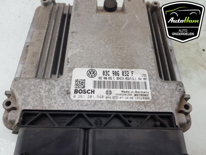 Engine management computer from a Volkswagen Touran (1T1/T2) 1.4 16V TSI 140 2008