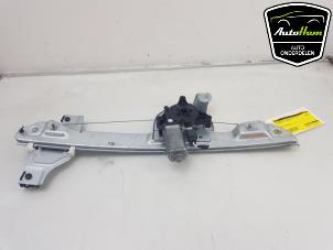 Usagé Mécanique vitre 4portes avant gauche Citroen C3 (SX/SW) 1.2 Vti 12V PureTech Prix € 50,00 Règlement à la marge proposé par AutoHam