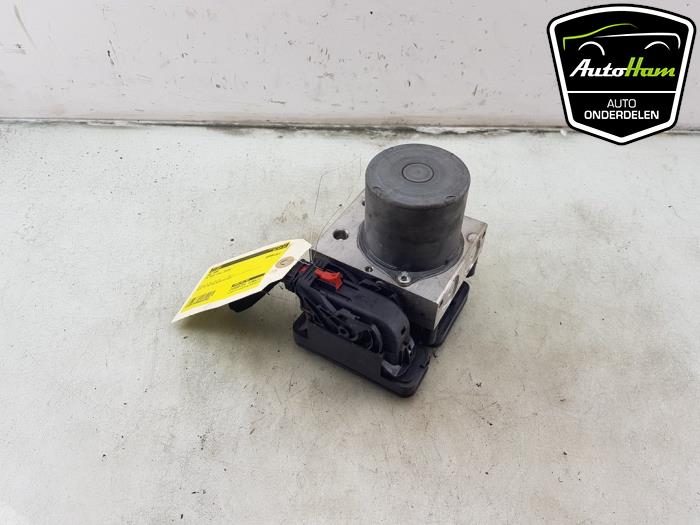 Used ABS pump Volkswagen Polo VI (AW1) 1.0 TSI 12V Price € 40,00 Margin scheme offered by AutoHam
