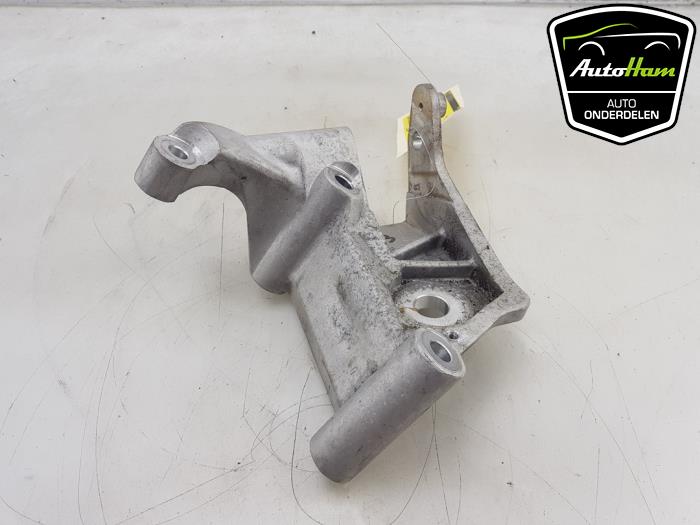 Used Engine mount Volvo V60 II (ZW) 2.0 T6 16V Twin Engine Price € 30,00 Margin scheme offered by AutoHam