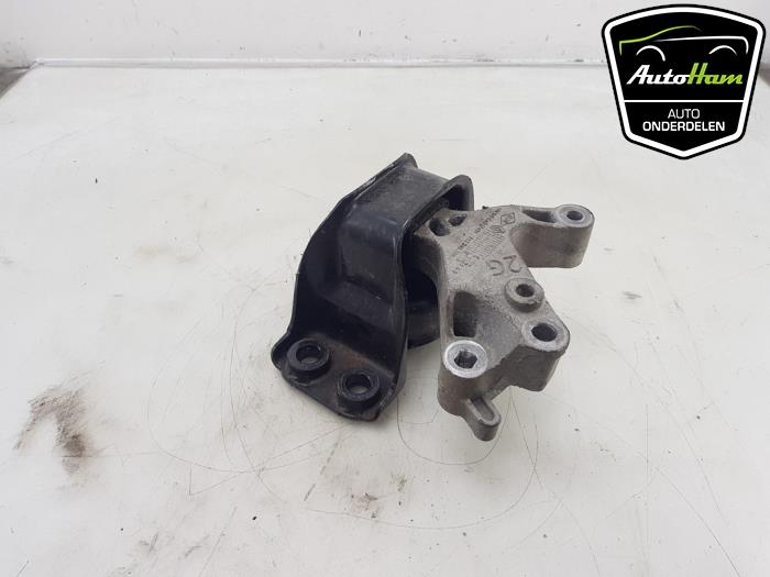 Used Engine mount Renault Kadjar (RFEH) 1.2 Energy TCE 130 Price € 20,00 Margin scheme offered by AutoHam