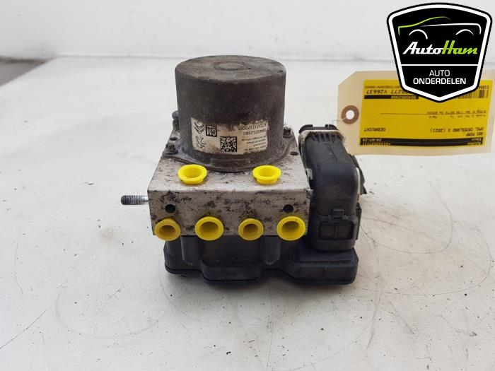 Used ABS pump Opel Crossland (X) 1.2 Turbo 12V Euro 6 Price € 200,00 Margin scheme offered by AutoHam