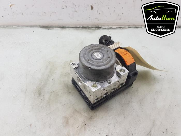 Bloc ABS Opel Corsa F (UB/UH/UP), 2019 1.2 Turbo 12V 100, Berline avec hayon arrière, 4 portes, Essence, 1,199cc, 74kW (101pk), FWD, F12XHL; EB2ADTD, 2019-07 (Occasion)