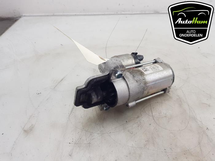 Startmotor från en Ford Focus 4 Wagon 1.0 EcoBoost 12V Hybrid 125 2020