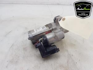 Startmotor från en Ford Focus 4 Wagon 1.0 EcoBoost 12V Hybrid 125 2020