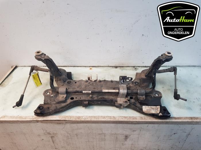 Usados Subchasis Ford Focus 4 Wagon 1.0 EcoBoost 12V Hybrid 125 Precio € 150,00 Norma de margen ofrecido por AutoHam