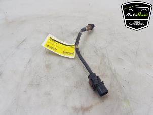 Lambda probe from a Ford Focus 4 Wagon 1.0 EcoBoost 12V Hybrid 125 2020