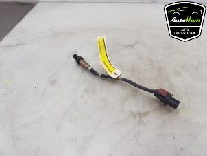 Lambda probe from a Ford Focus 4 Wagon 1.0 EcoBoost 12V Hybrid 125 2020