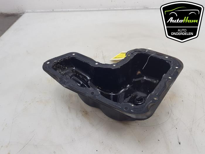 Usagé Couvercle carter Opel Crossland (X) 1.2 12V Euro 6 Prix € 25,00 Règlement à la marge proposé par AutoHam