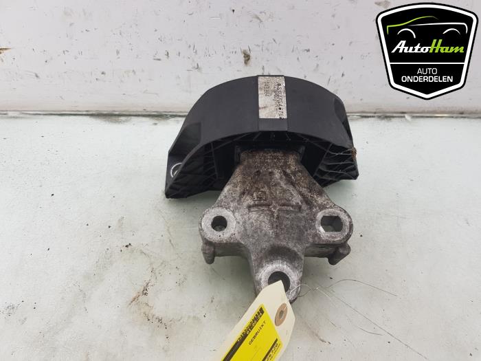 Used Engine mount Renault Zoé (AG) 46kW Price € 30,00 Margin scheme offered by AutoHam