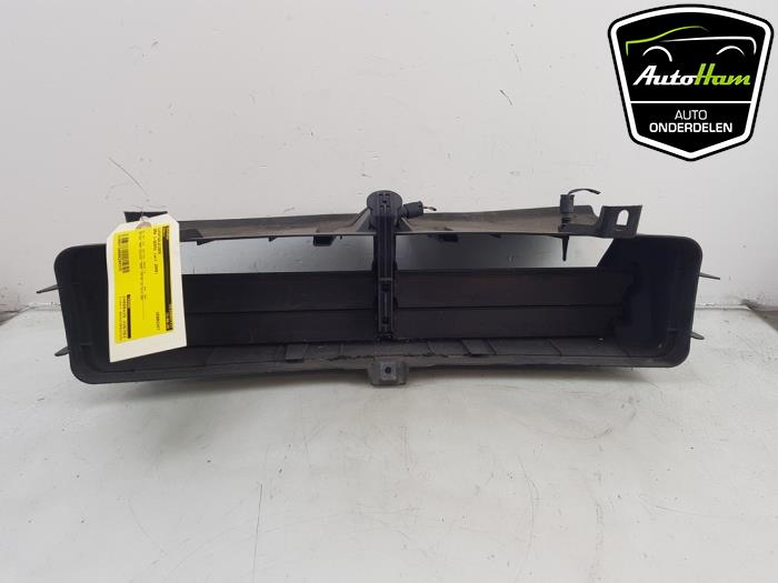Gebrauchte Luft Leitung BMW 1 serie (E87/87N) 116i 1.6 16V Preis € 40,00 Margenregelung angeboten von AutoHam