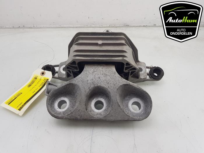 Used Engine mount Opel Insignia Sports Tourer 1.5 Turbo 16V 165 Price € 40,00 Margin scheme offered by AutoHam