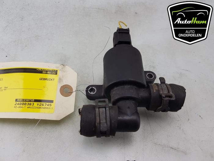 Begagnade Extra vattenpump Audi A7 Sportback (4GA/4GF) 3.0 TDI V6 24V Quattro Pris € 15,00 Marginaltabell erbjuds av AutoHam
